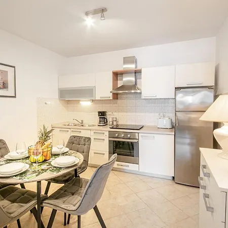 Apartament Klement Brela